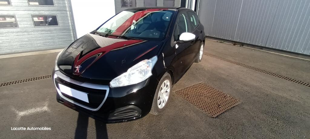 PEUGEOT 208 1.2L i LIKE 68CV